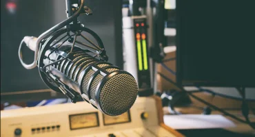DJ'lerin Radyo Programları: Müzik Endüstrisindeki Etkileri ve Önemi